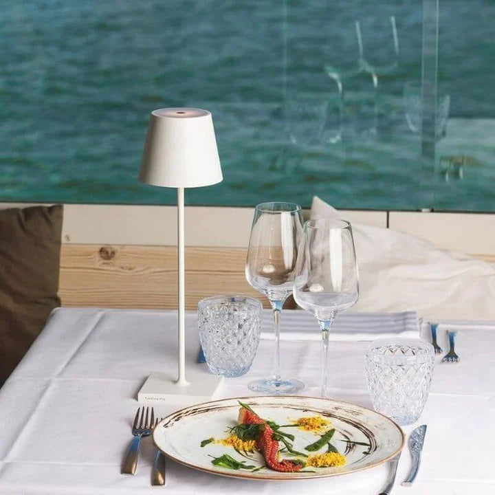 GhavoLight - Cordless Rechargeable LED Table Lamp