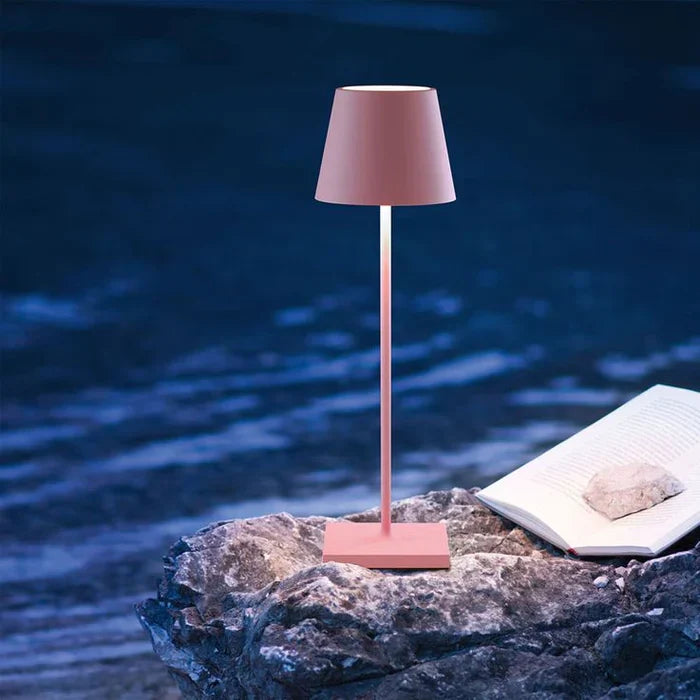 WattNest - Wireless Charging Table Lamp
