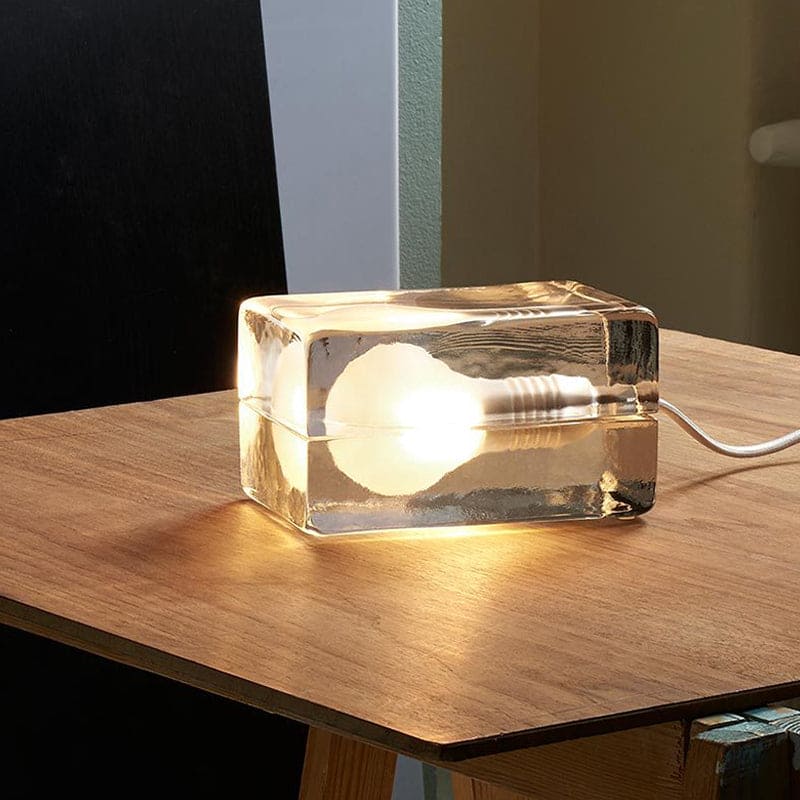 Clarridge - Modern Ice-Cube Shaped Design