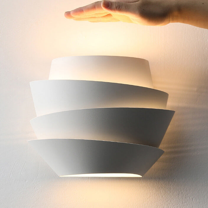 ShineLux - Modern Wall Lamp With Dual Iron Lights