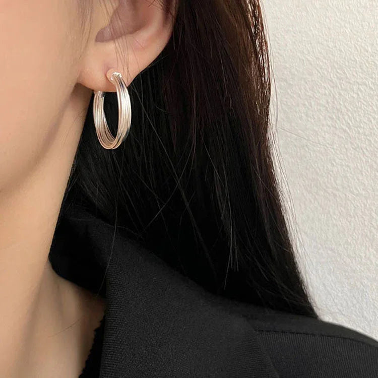 Amelie - Elegant Layered Line Hoop Earrings