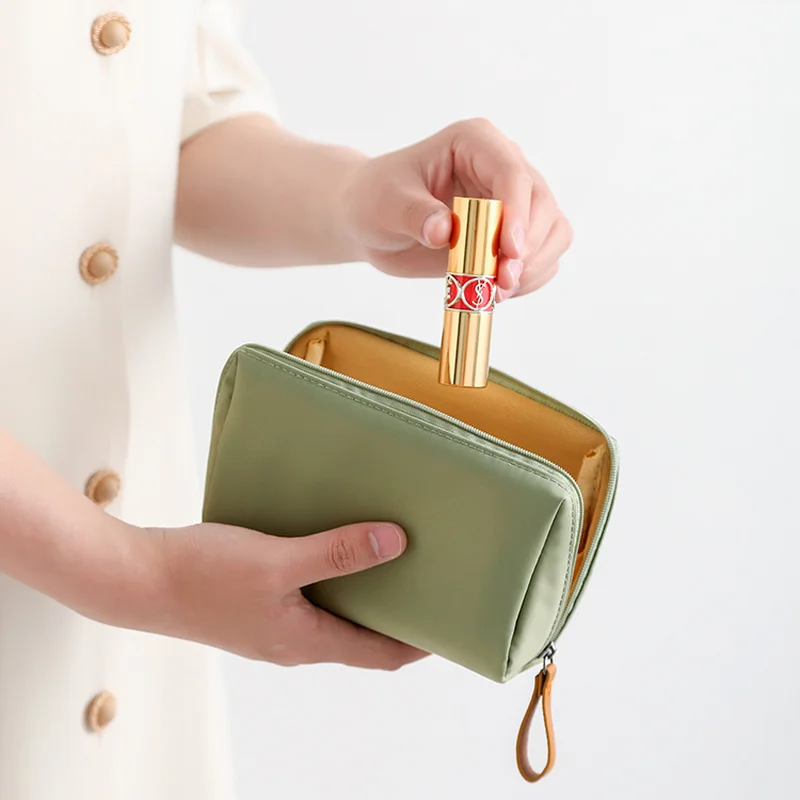 TravelOrganizer - Luxury Travel Pouch for Efficient Storage
