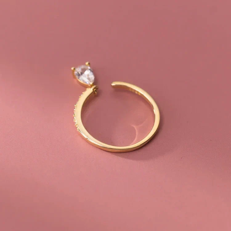 Isaline - Adjustable Water Drop Ring
