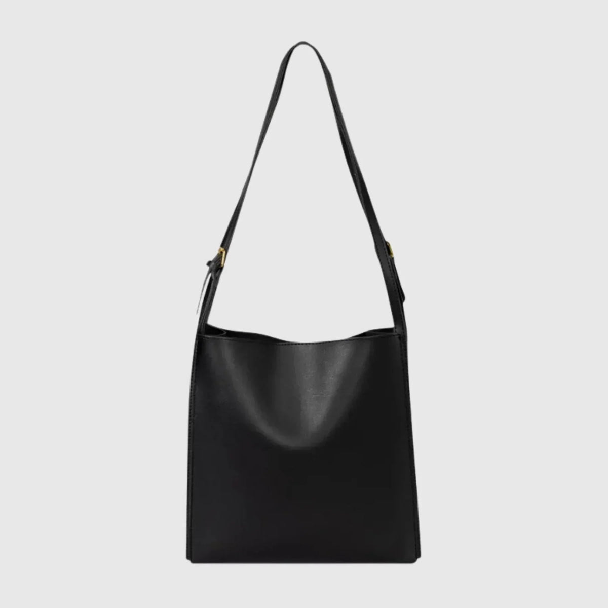 RetroChic Handbag - Vintage-Style Fashion Bag