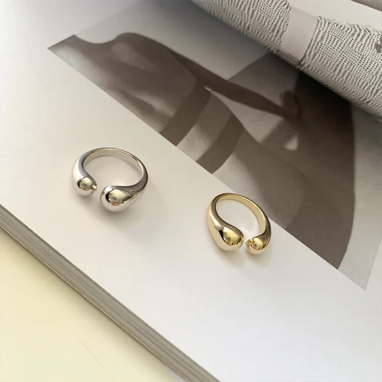 Elise Adjustable Minimalist Ring - Effortless Everyday Elegance