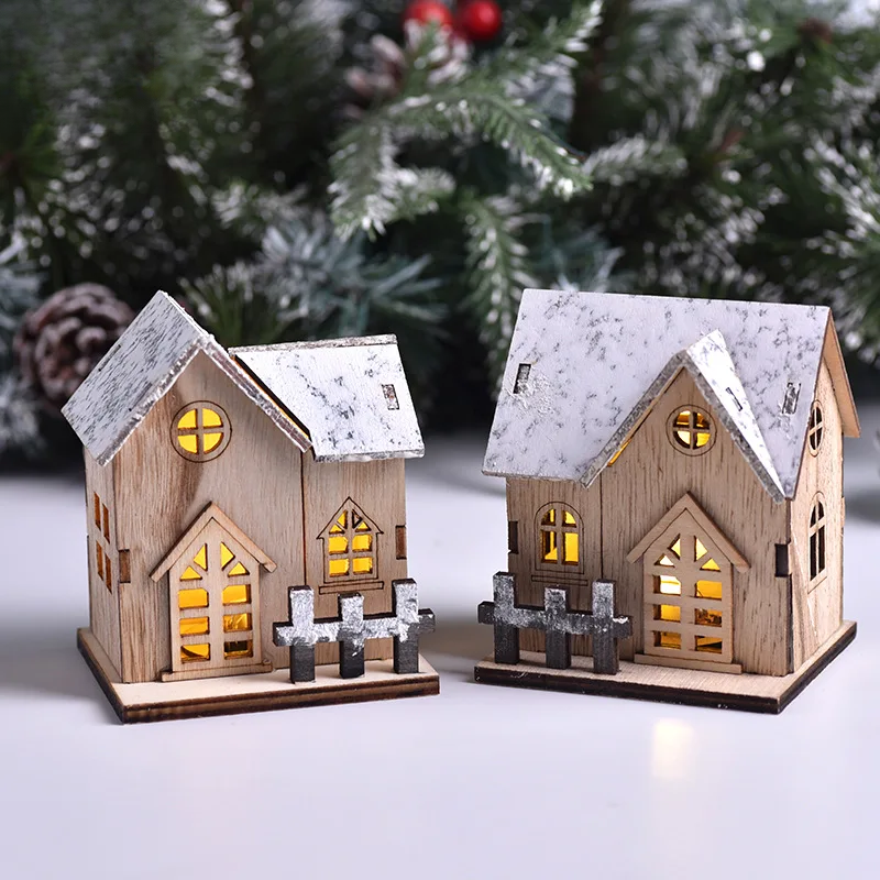 Hirnvale - Enchanting House-Shaped LED Lantern