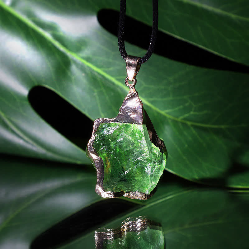 Eozora - Natural Moldavite Necklace