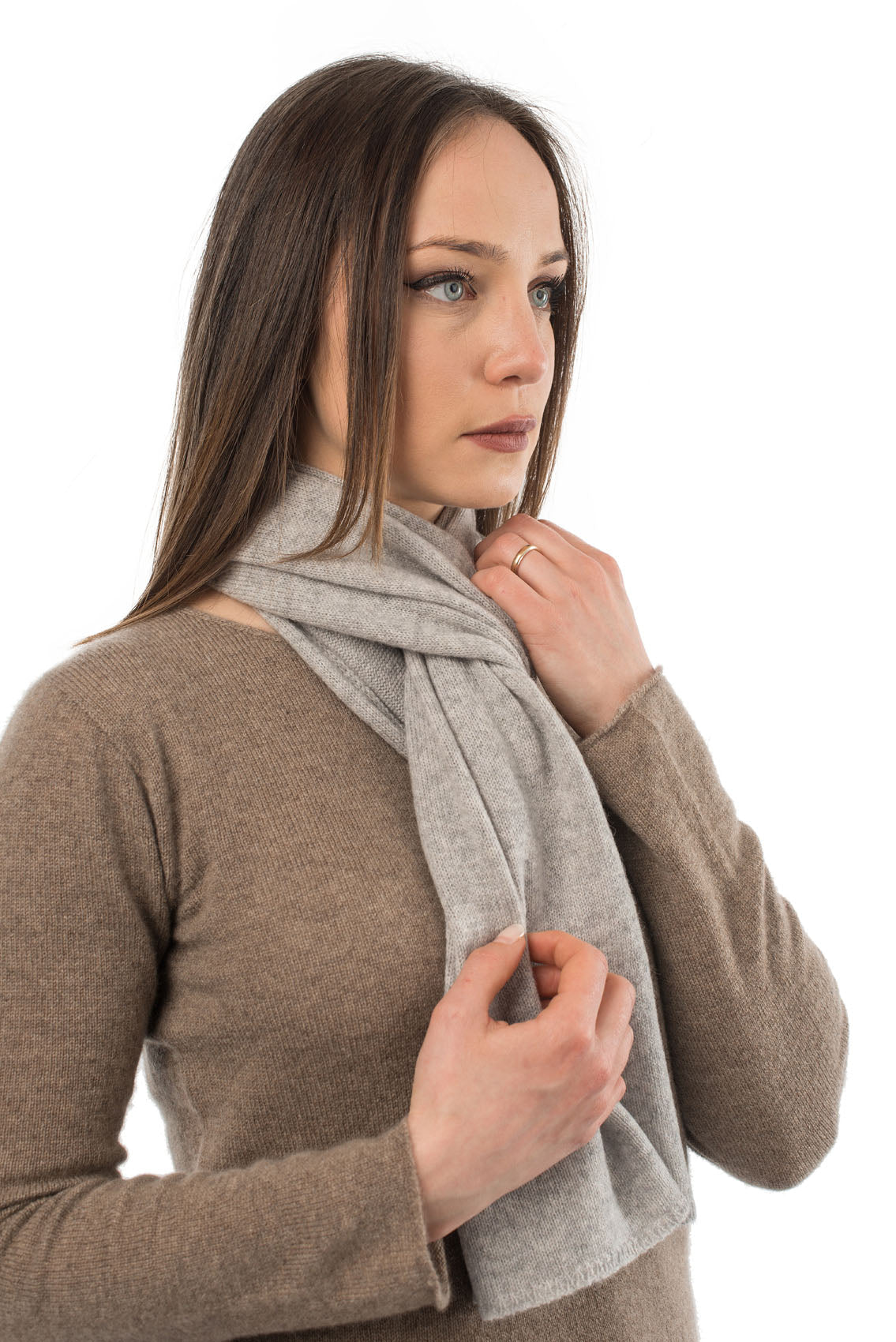 CashmereLux Scarf - Timeless Italian Craftsmanship