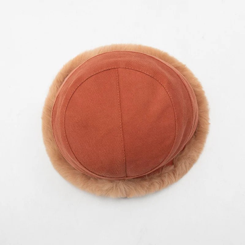 WinterGlow Beanie - Luxurious Warm Hat for Cold Days