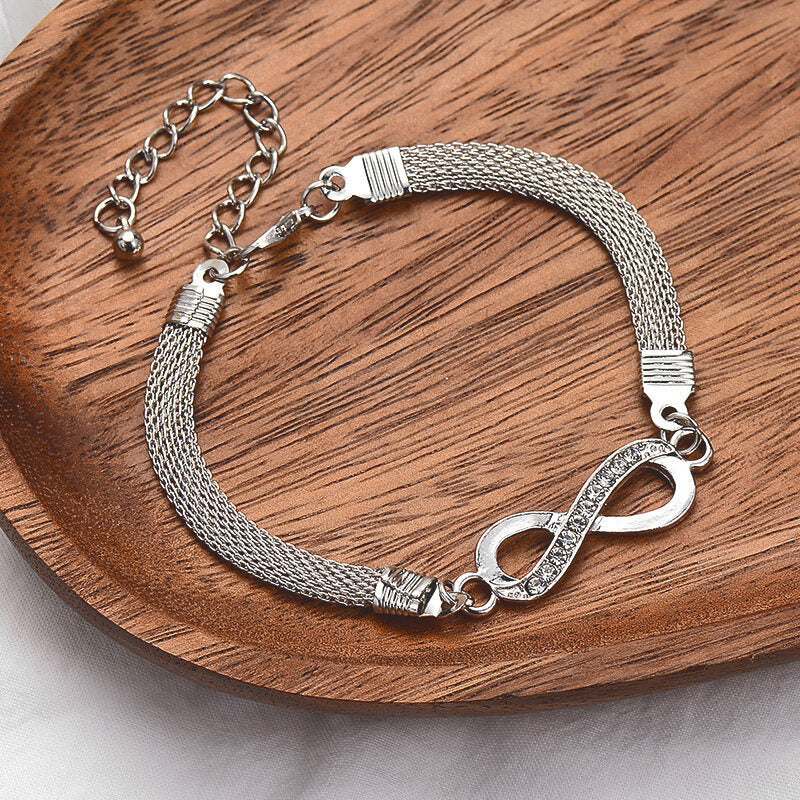 Obrelle - Chic Infinity Bracelet for Timeless Elegance