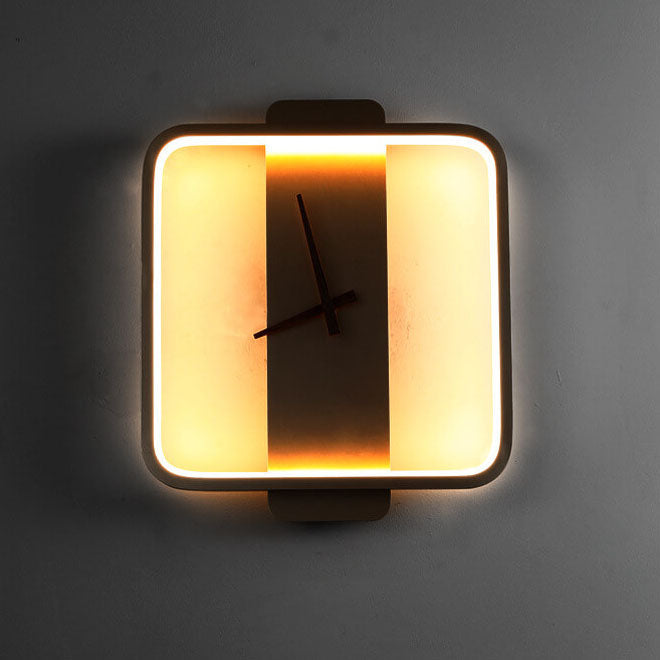 Cirel Bay - Clock-Shaped LED Wall Lamp Design