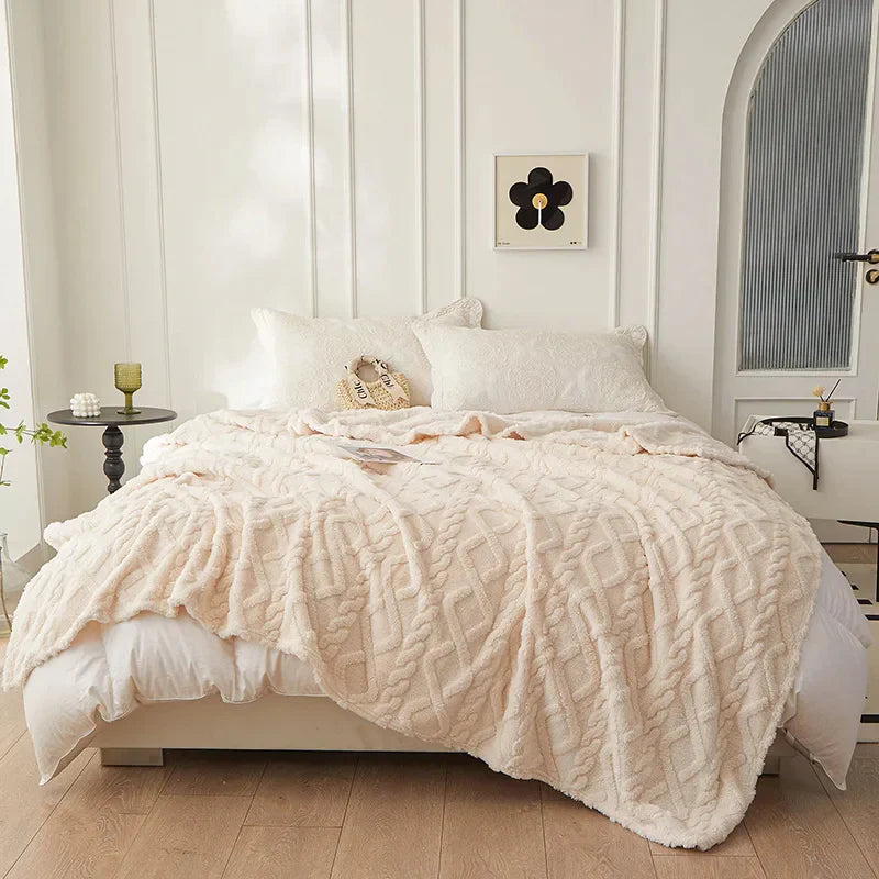 CozyLuxe - Luxury Lambswool Blanket for the Bedroom