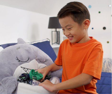 CozyCuddle - Multifunctional Blanket, Sleeping Bag, and Pillow for Kids