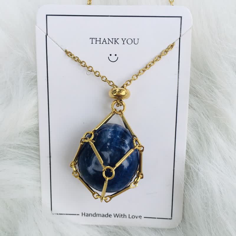 Iris - Elegant Natural Crystal Necklace