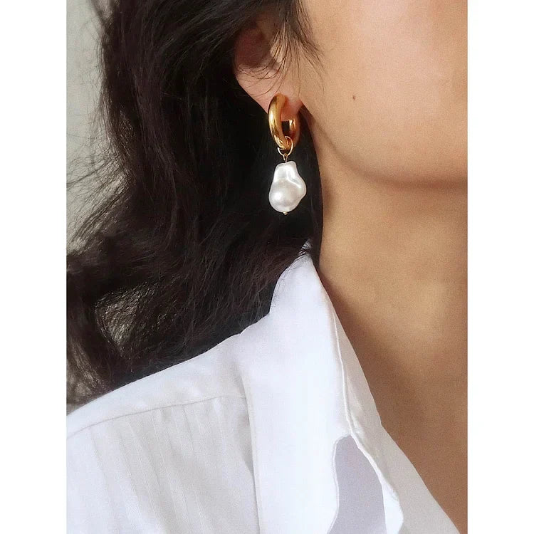 Isadora Design - Elegant Baroque Pearl Earrings