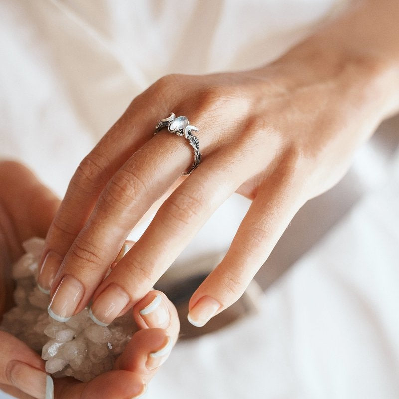 Iris Moonstone Statement Ring - Bold Elegant Statement Piece