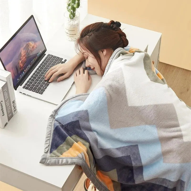 FlannelWarm - Ultra-Soft Thickened Flannel Blanket