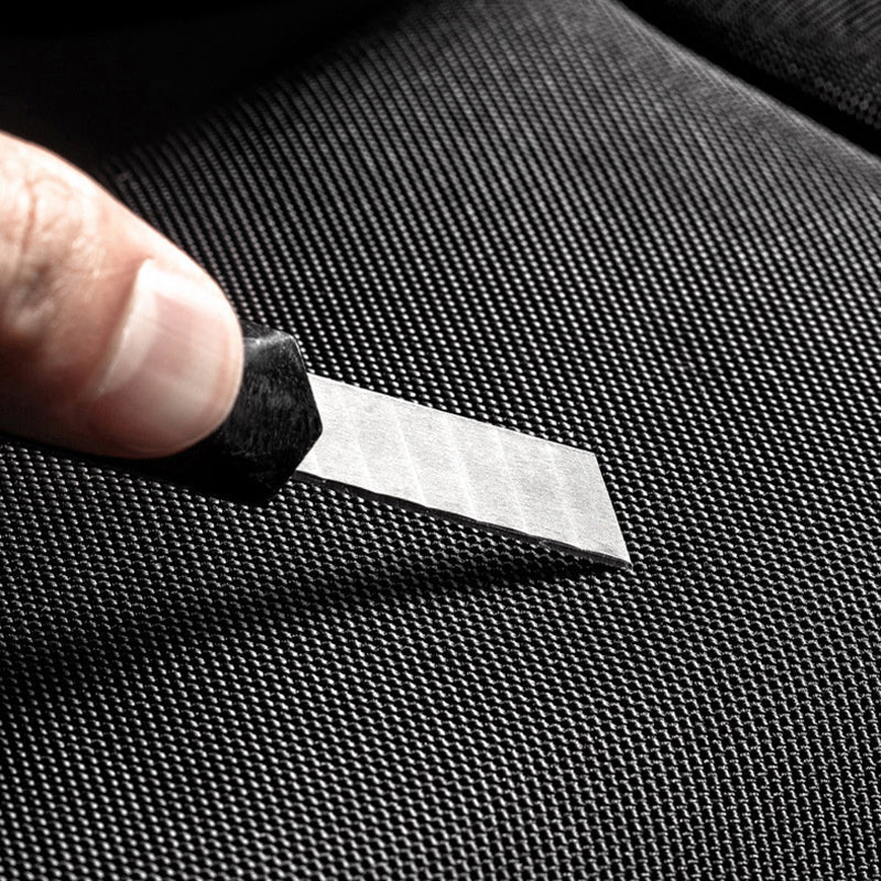 SecureGuard - Anti-Theft Bag That Protects Your Belongings in Style