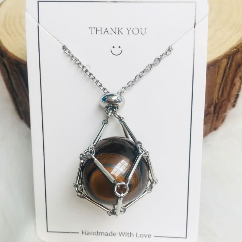 Iris - Elegant Natural Crystal Necklace