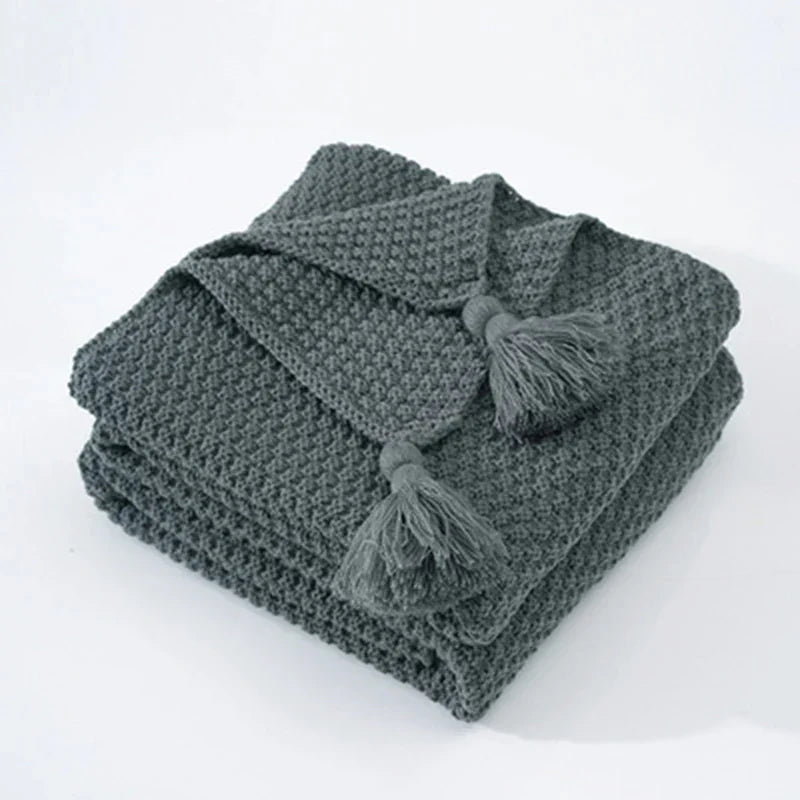 NordicCozy - Hand-Woven Wool Throw Blanket with Fringe