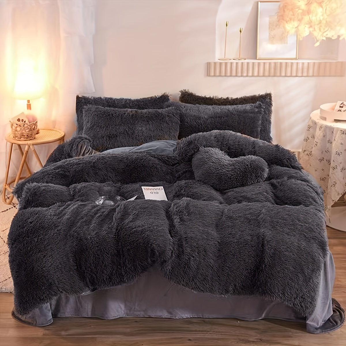 Sedmont Vale - Luxurious Duvet Cover Bedding Set