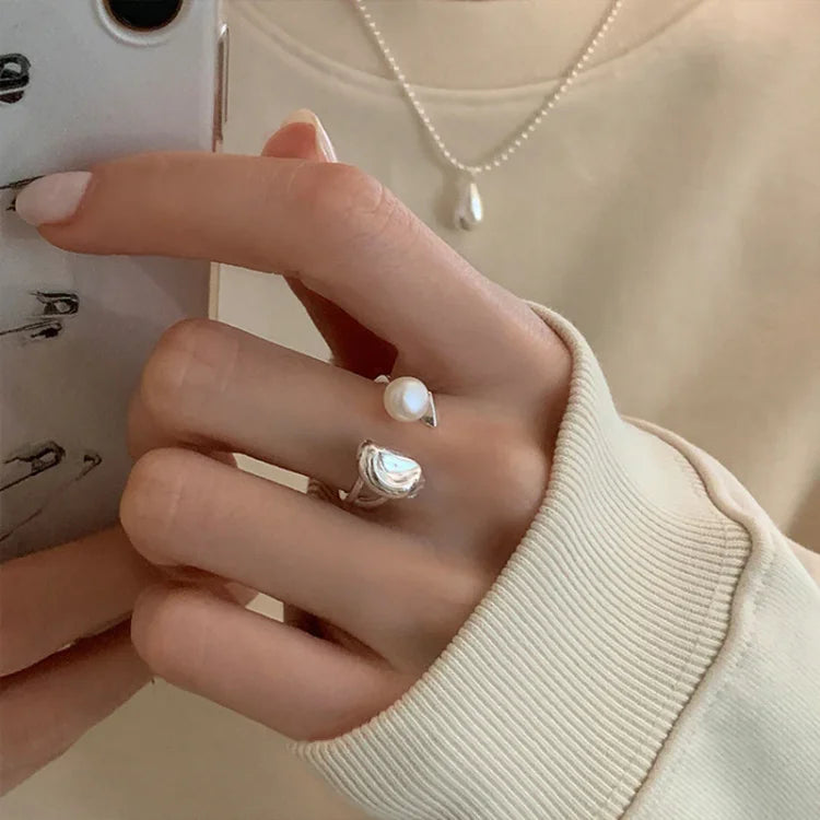 Elin - Adjustable Pearl Bean Ring