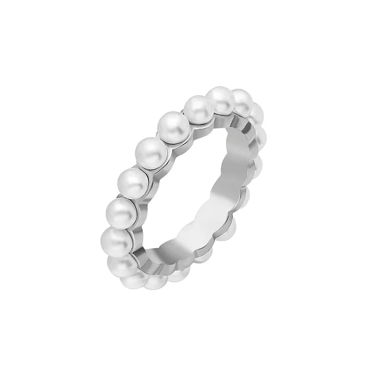 Amaris Ring - A Timeless Pearl Statement Piece