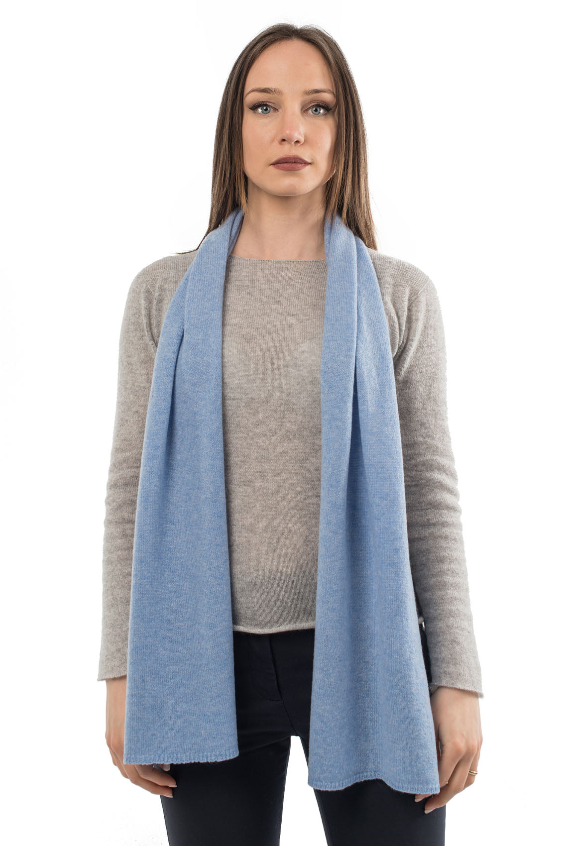 CashmereLux Scarf - Timeless Italian Craftsmanship