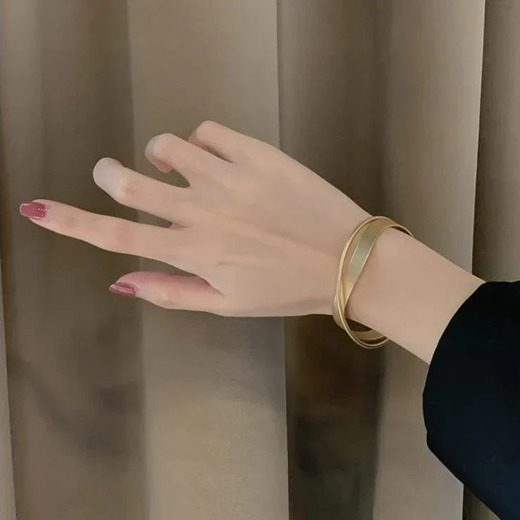 Elisa - Gold Infinity Bracelet with Matte Finish