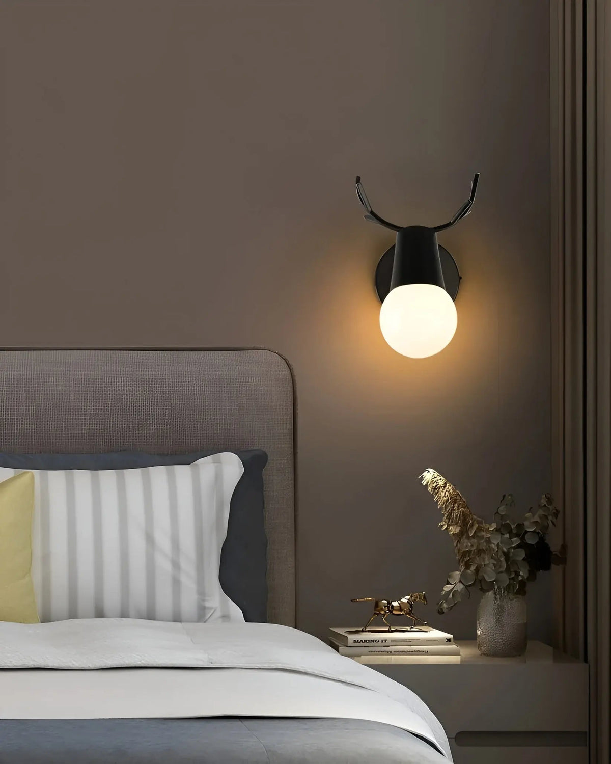 Tenrick - Energy Efficient Antler Wall Lamp