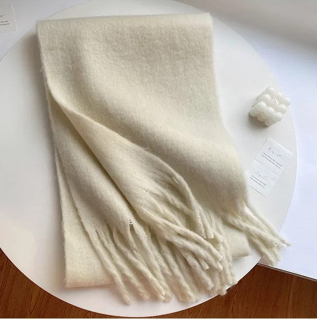 RoyalSoft Scarf - Luxury Cashmere for Winter