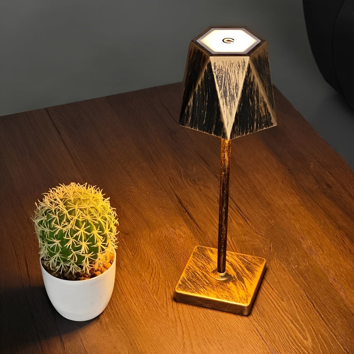 BrightLuxe - Cordless Rechargeable Retro Table Lamp
