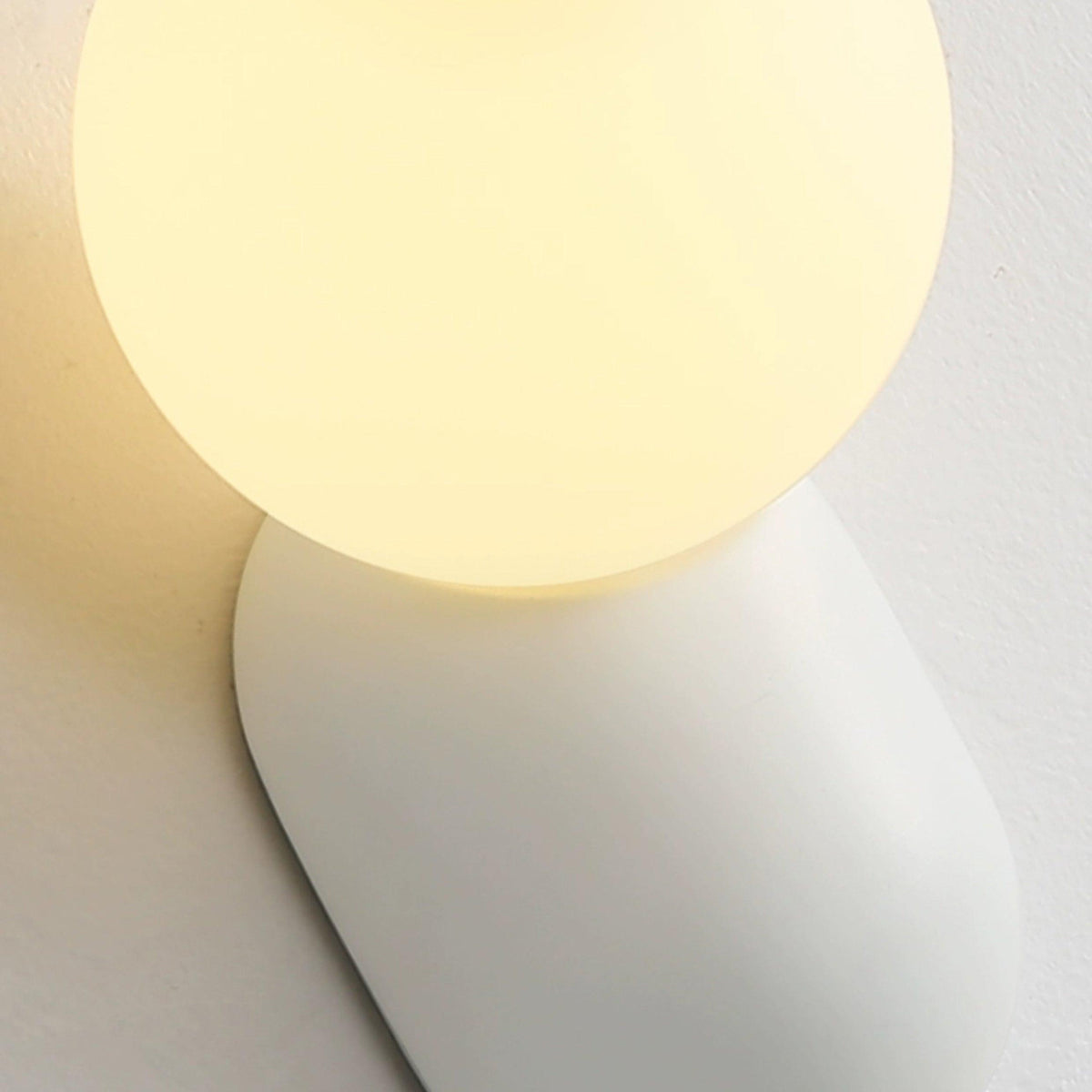 Frimwell - Warm Ambient LED Lighting