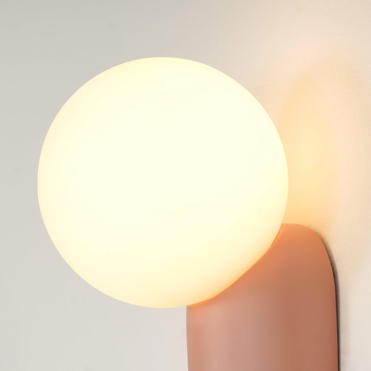 Frimwell - Warm Ambient LED Lighting
