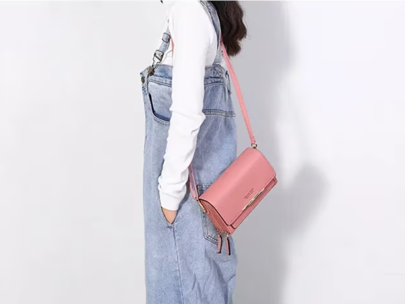 CaraBag - Elegant and Versatile Crossbody Bag