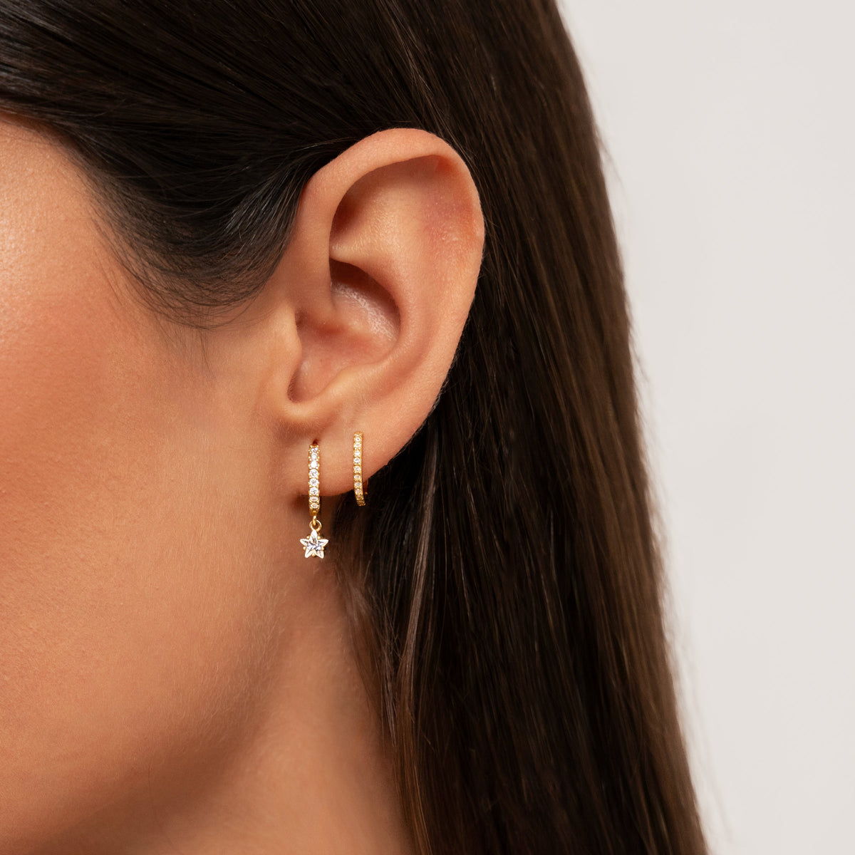 Lyra Earrings - Elegant Star Hoops with Sparkling Zirconia