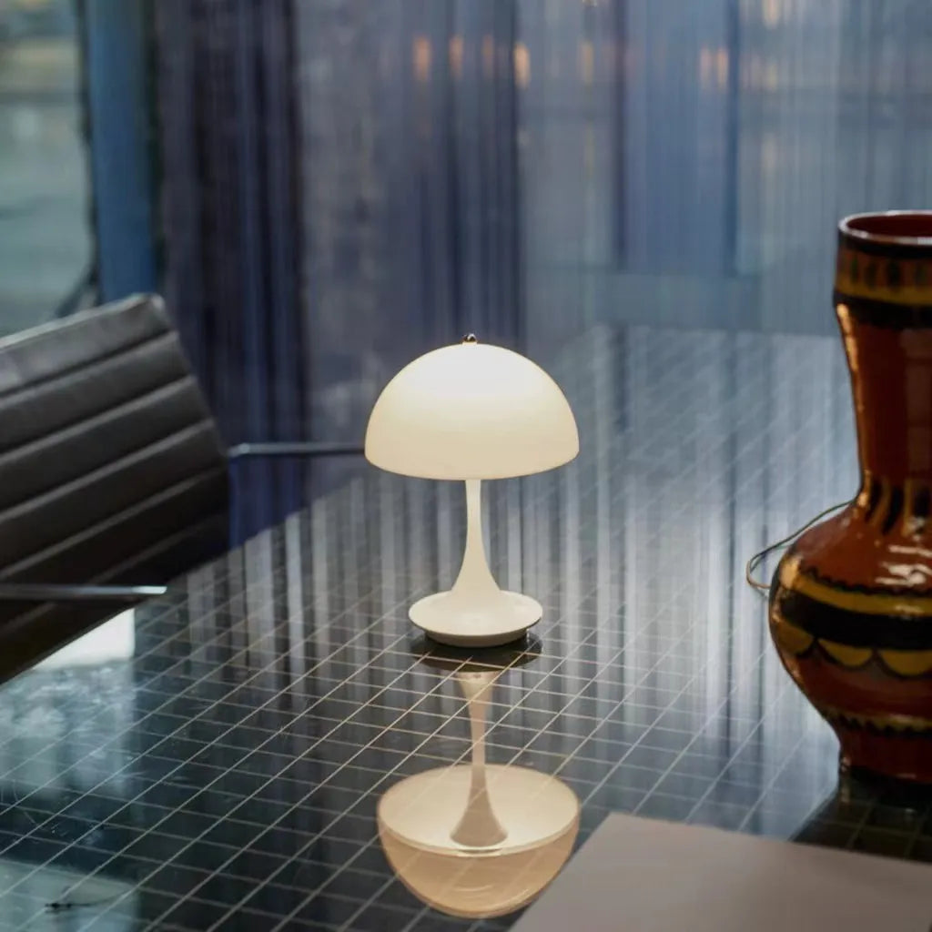 HearthCap - Modern Mushroom-Shaped LED Table Lamp