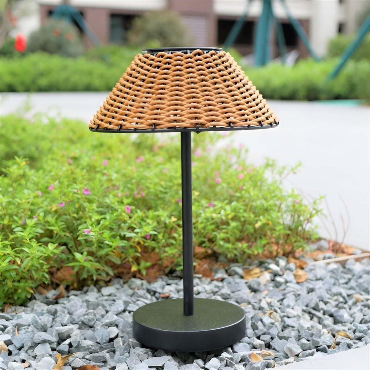 Nazorin - Weather-Resistant Energy-Efficient Solar Table Lamp