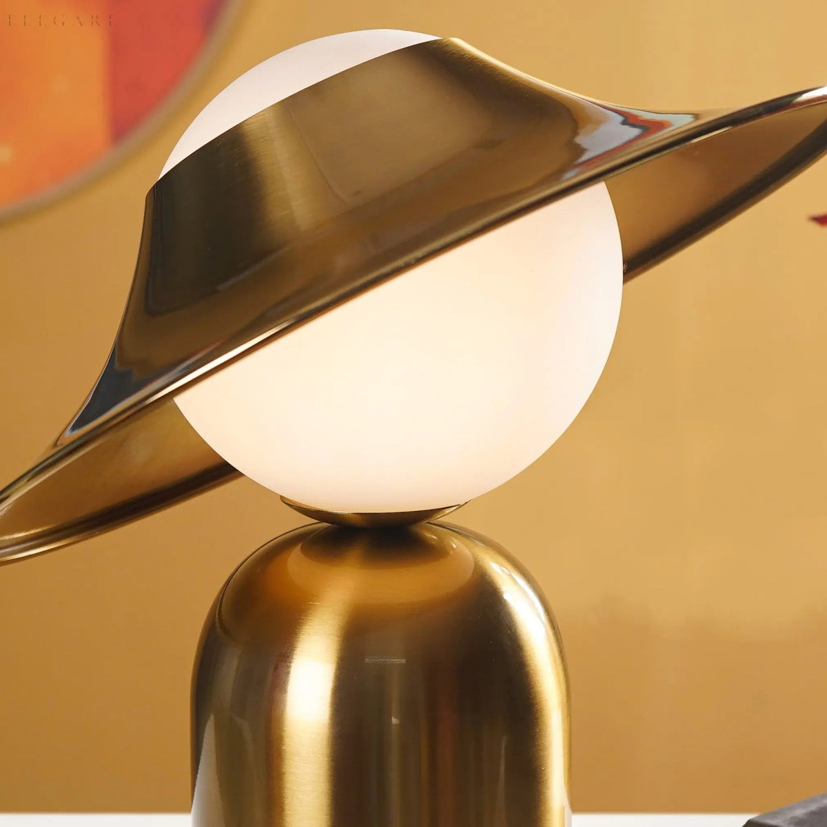 GoldSphere - Scandinavian Gold Table Lamp