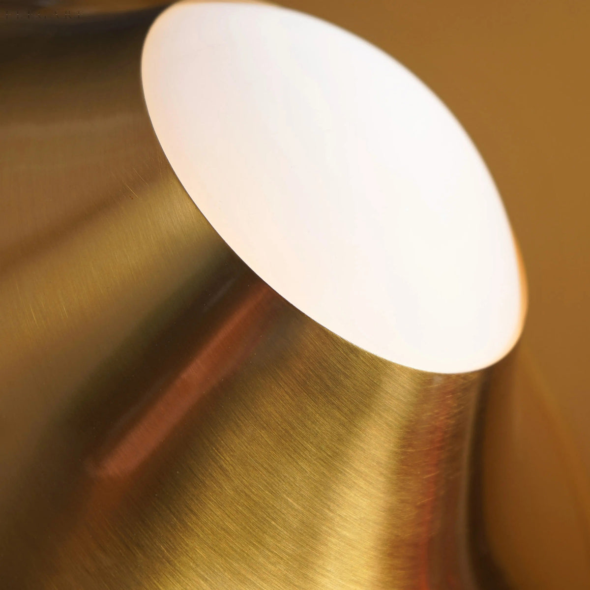GoldSphere - Scandinavian Gold Table Lamp