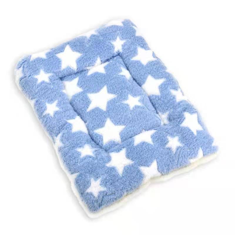 PetCloud - Ultra-Soft Fleece Pet Cushion for Cats and Dogs