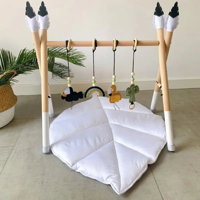 Leafy Comfort Baby Play - Soft Leaf-Shaped Play Mat