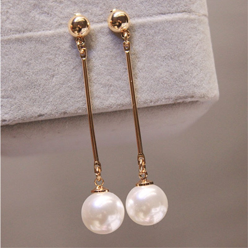 Celine Collection - Elegant Hanging Pearl Earrings