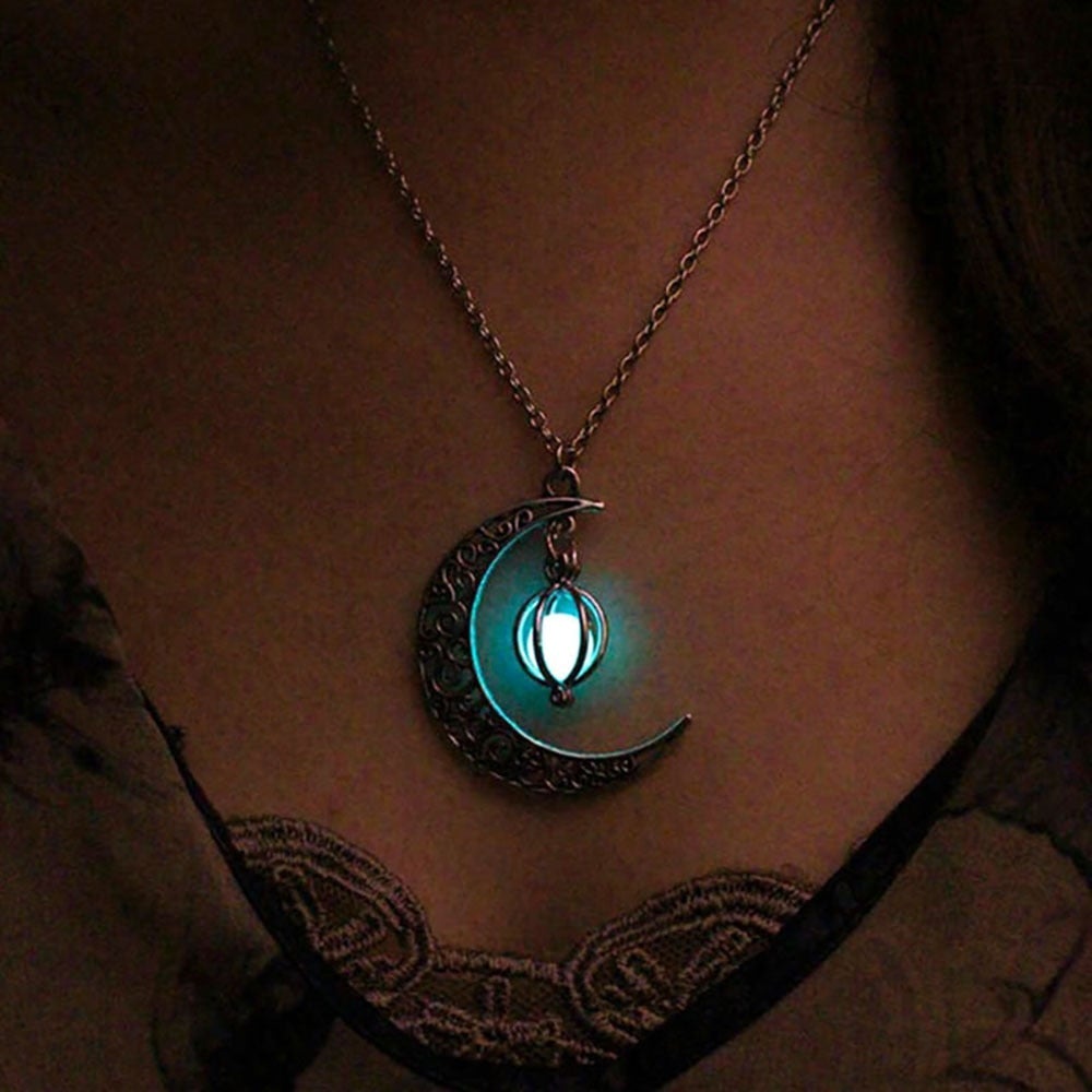 Nyvora - Glowing Moonlight Necklace