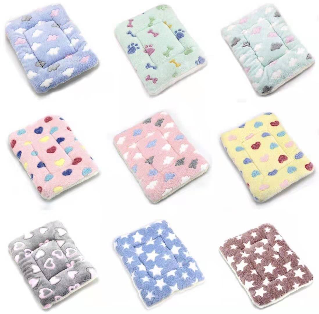 PetCloud - Ultra-Soft Fleece Pet Cushion for Cats and Dogs