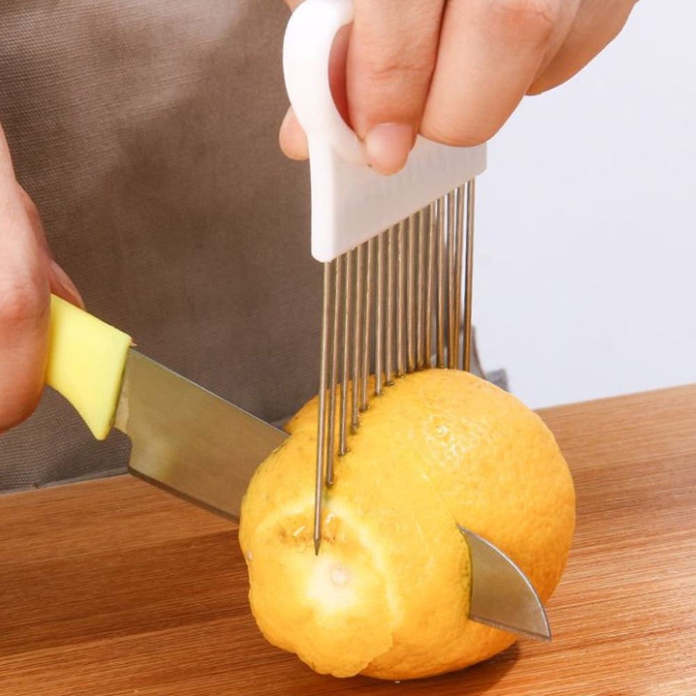 OnionMaster Cutter - Handy Kitchen Slicer for Safer Prep