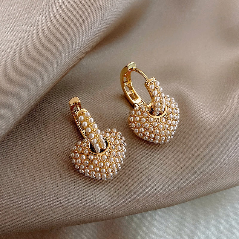 Anne - Elegant Gold Pearl Earrings for Women