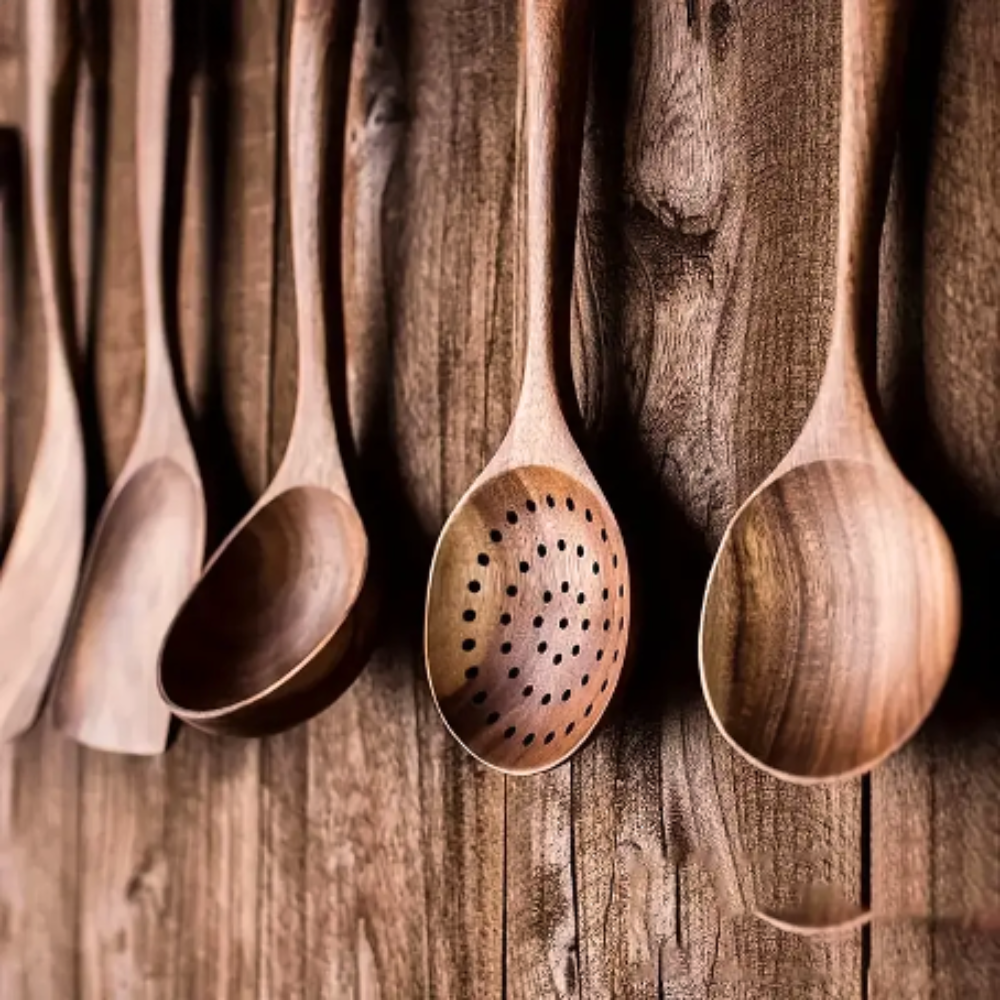 Vosby - Elegant 7-Piece Wooden Utensils