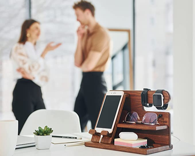 WoodDock - Stylish Wooden Organizer for Everyday Devices