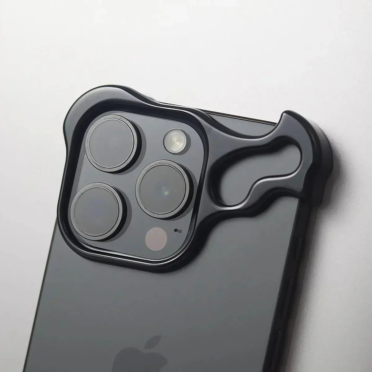 TitanShield Case - Sleek Protection for iPhone Edges
